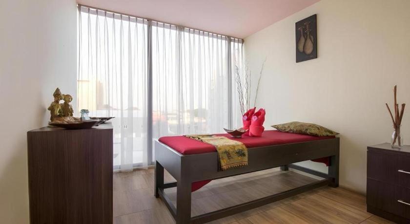 Hotel Grandhika Pemuda Semarang Buitenkant foto