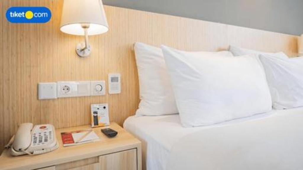 Hotel Grandhika Pemuda Semarang Buitenkant foto