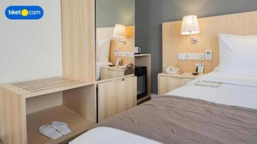 Hotel Grandhika Pemuda Semarang Buitenkant foto