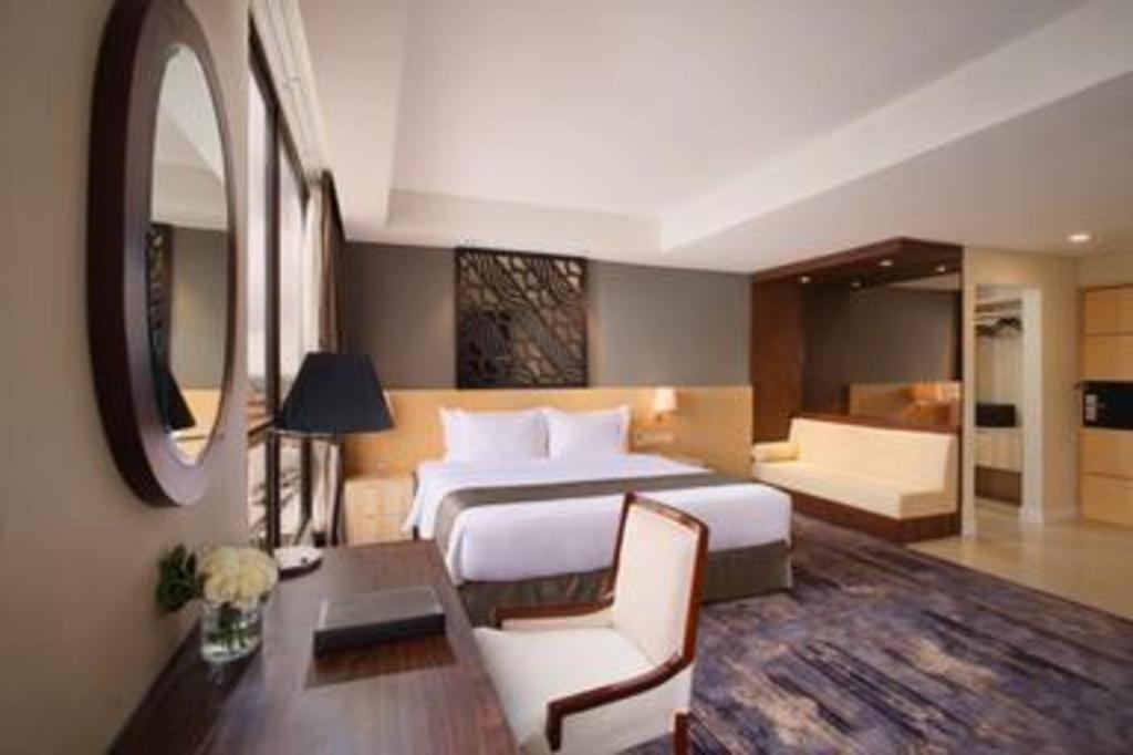 Hotel Grandhika Pemuda Semarang Buitenkant foto
